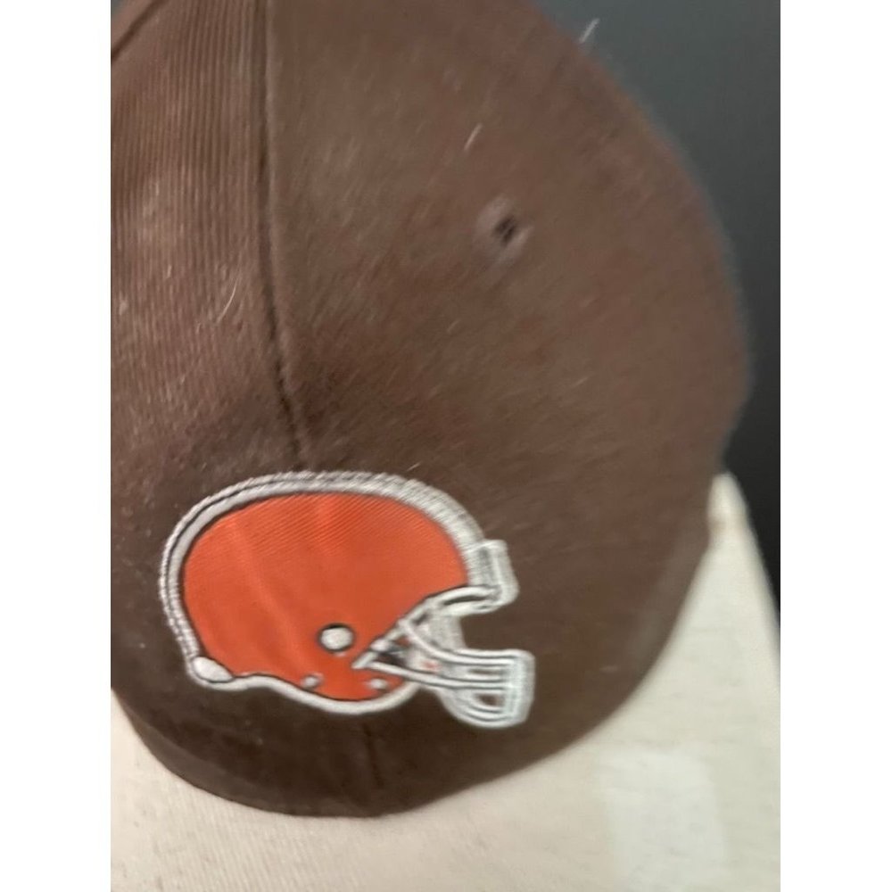 Cleveland Browns - Men's Brown Logo Hat with NFL Logo on Back - Picture 3 of 5